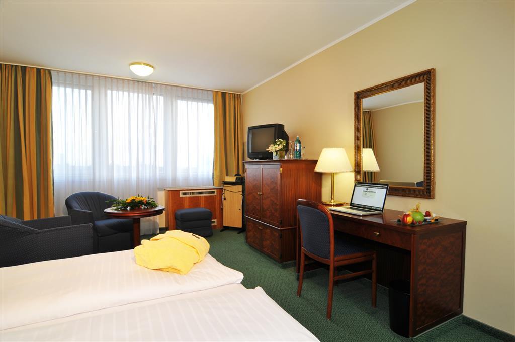 Leoso Hotel Leverkusen Room photo